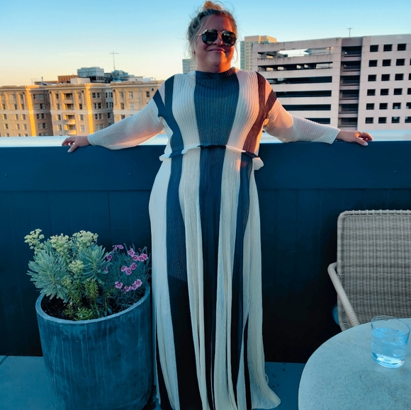 Meet your Posher, Courtney - Picture 5 of 6